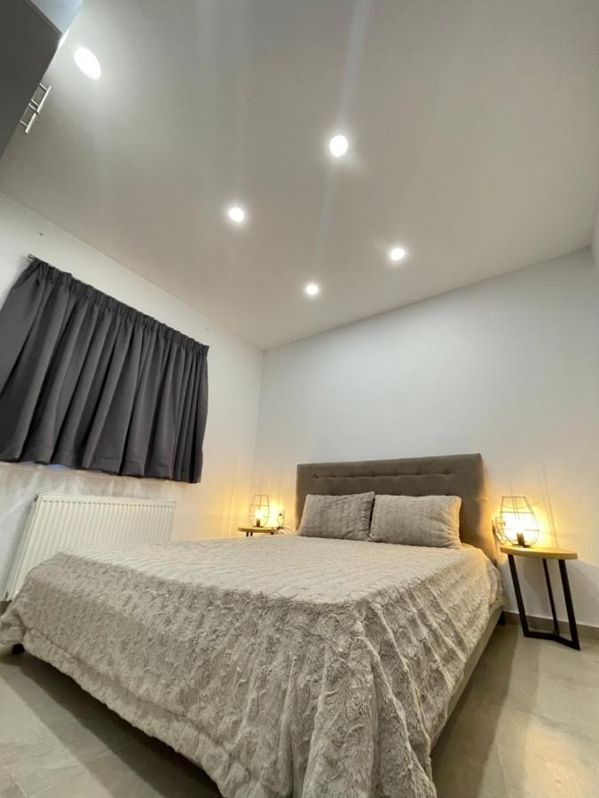 Central Luxury Apartment In Paralia Ofryniou Ofrínion Zewnętrze zdjęcie