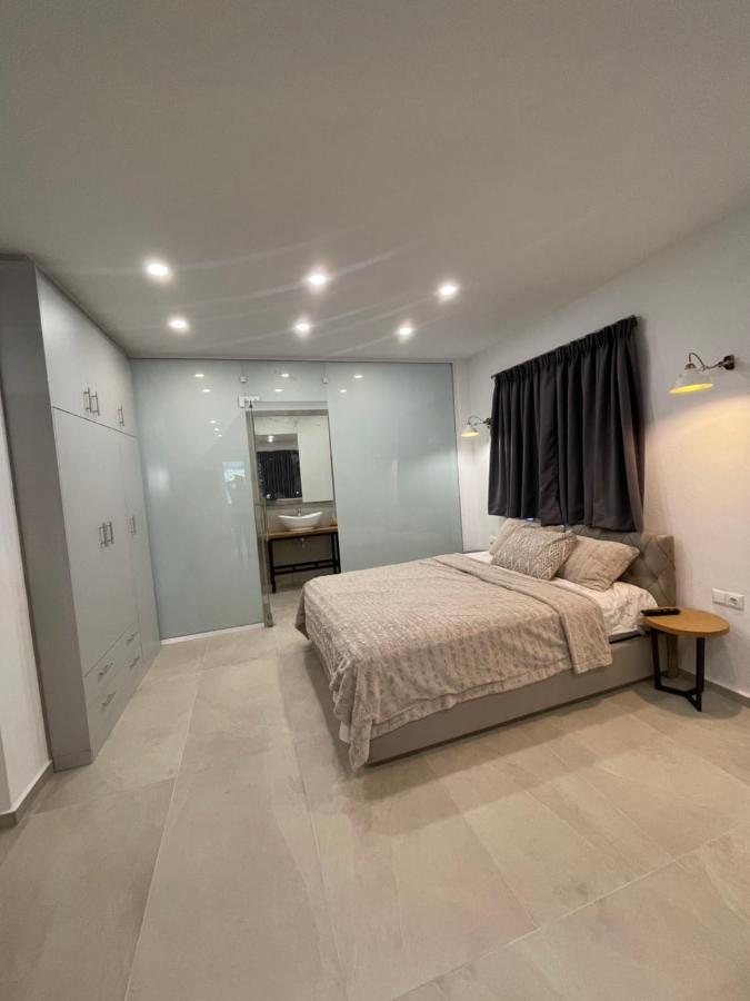 Central Luxury Apartment In Paralia Ofryniou Ofrínion Zewnętrze zdjęcie