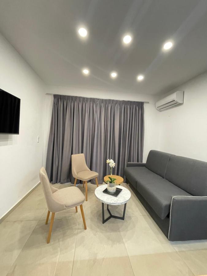 Central Luxury Apartment In Paralia Ofryniou Ofrínion Zewnętrze zdjęcie