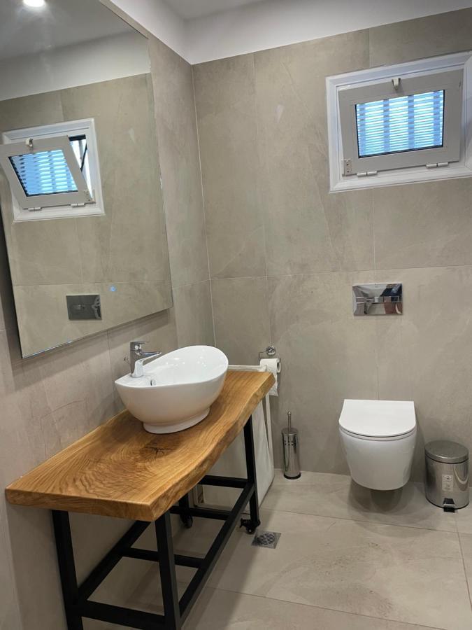 Central Luxury Apartment In Paralia Ofryniou Ofrínion Zewnętrze zdjęcie